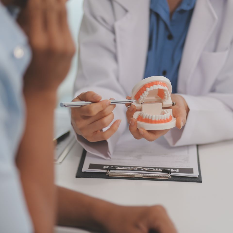 Dentist,Consultation, ,Patient,Visit,At,The,Dental,Clinic,Office.
